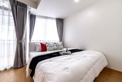 Condos for sale Tesco Lotus Superstore Lat Phrao (Lotus Ladprao) : R198 CONTO FOR SALE The Zest Condominium near MRT Ladprao, only 3,099,000 THB.