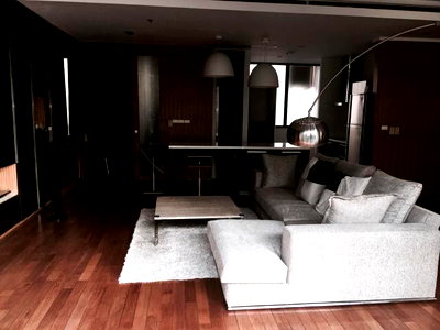 Condos for rent : A030562 Domus