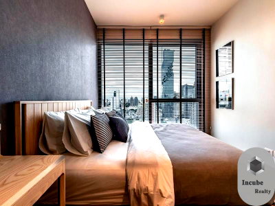 คอนโดให้เช่า : A032698 The Lofts Silom