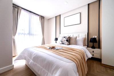 Condos for sale : R194 🏙️✨ Urgent Sale: The Niche Sukhumvit 49, near BTS Phrom Phong. Selling price only 4,250,000  baht.