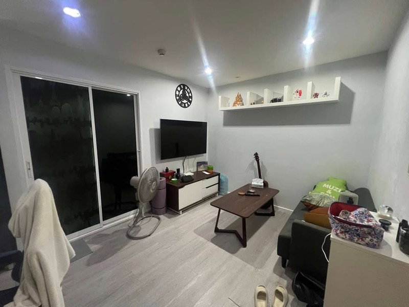 picture A033469 The Crystal Condominium - 2/6
