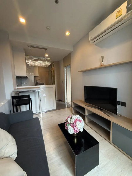 picture A034806 M Thonglor 10 - 4/8