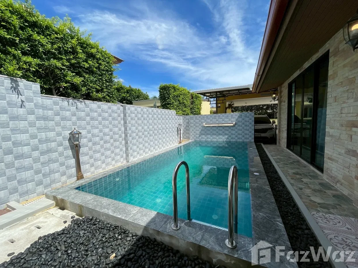 รูป วิลล่าให้เช่า 4 ห้องนอน ในโครงการ เดอะ วิลเลช แอด ฮอร์สชู พอยท์ 6263545 - รูปที่ 1/42
