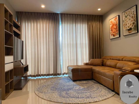 A030484 Circle Condominium
