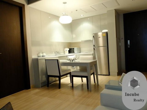 A032351 The Address Phayathai
