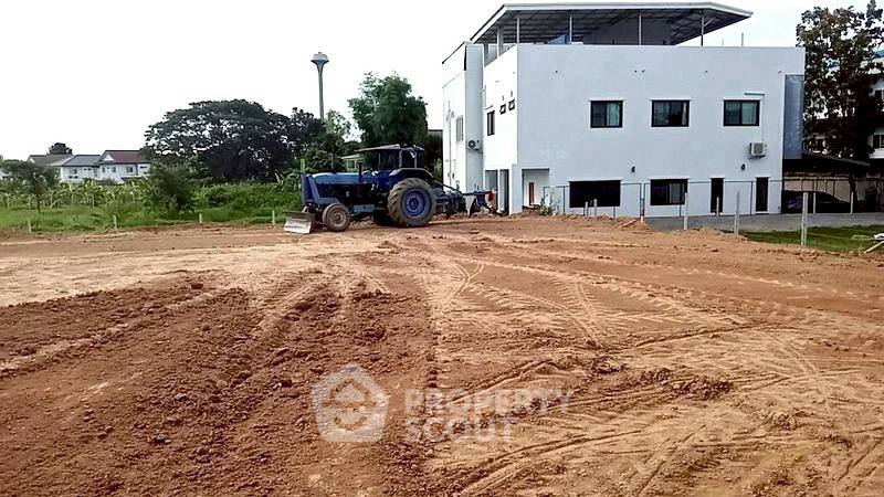 รูป ที่ดินสำหรับปล่อยขาย 1,200 ตารางเมตร แถว ใน หนองผึ้ง (ID 2868260) - รูปที่ 1/4