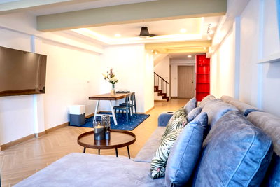 Townhouses for rent St. Andrews International School Bangkok : Townhome for rent, 160+40 sqm usable area, Klongtan Niwet Village, Phra Khanong. Price 60,000 baht. Contact: Tel. 0652303645, Line ID: jeabnwcd_3
