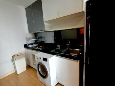 คอนโดให้เช่า : A032147 Sky Walk Condominium