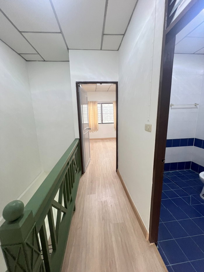 รูป รีโนเวทใหม่เอี่ยมเหมือนมือหนึ่ง! 🏡 ทาวน์เฮาส์ เสนาวิลล่า คู้บอน 27 บ้านสวยน่าอยู่ ทำเลดี ของกินเพียบ เพียง 10,000.- ✨ - รูปที่ 14/32