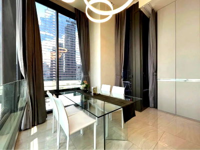 คอนโดให้เช่า : A035115 Ashton Silom