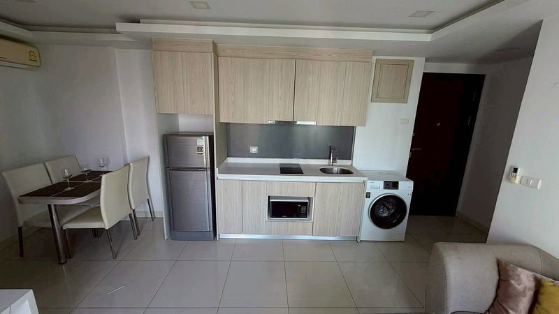 รูป คอนโด Arcadia Beach Resort พัทยา 2 ห้องนอน วิวสระ Foreign Quota เพียง 3.49 ล้าน - รูปที่ 6/13