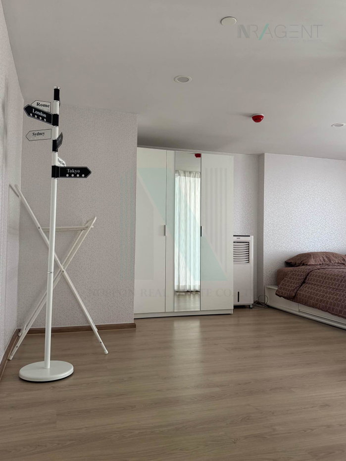 รูป ให้เช่าคอนโด ไลฟ์ พระราม 4 - อโศก อาคาร 1 ชั้น 35 Duplex 2 ห้องนอน ขนาด 48 ตรม ใกล้ ใกล้ MRT ศูนย์การประชุมแห่งชาติสิริกิติ์ - รูปที่ 4/8