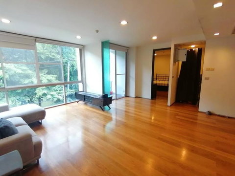 A030596 Ficus Lane