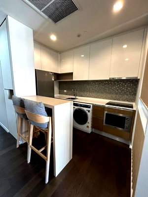 คอนโดให้เช่า : A034795 The Saint Residences