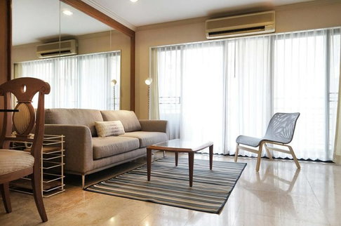 A030660 Green Point Silom