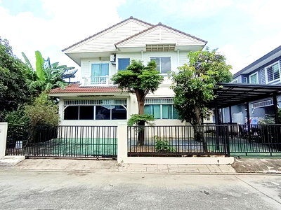 Houses for sale Chalong Krung Road : 4bed 3bath 61.6 sqwa 4.5mb Chollada Suvanaphum