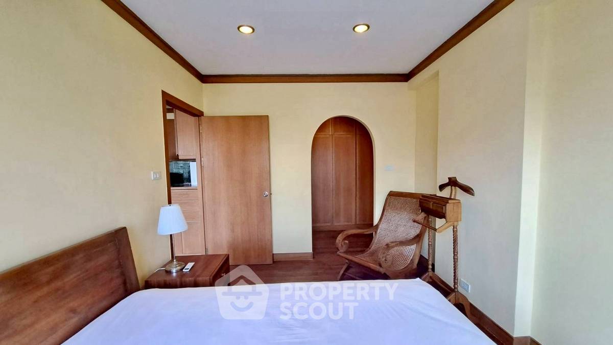 รูป คอนโด 1-ห้องนอน ที่ สราญใจ แมนชั่น คอนโดมิเนียม ใกล้ BTS นานา (ID 2906530) - รูปที่ 8/18