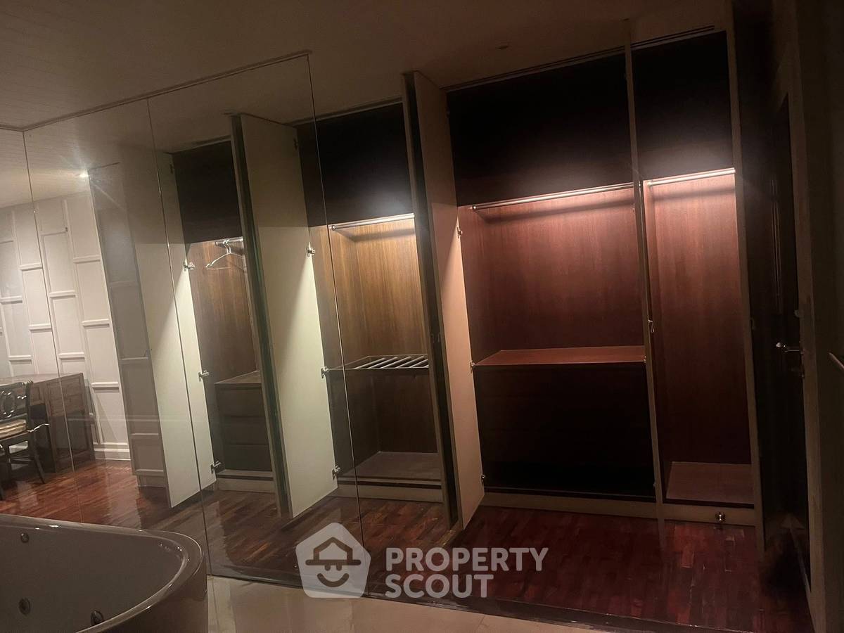 รูป คอนโด 2-ห้องนอน ที่ ณุศา สเตท ทาวเวอร์ คอนโดมิเนียม ใกล้ BTS สะพานตากสิน (ID 2904223) - รูปที่ 32/39