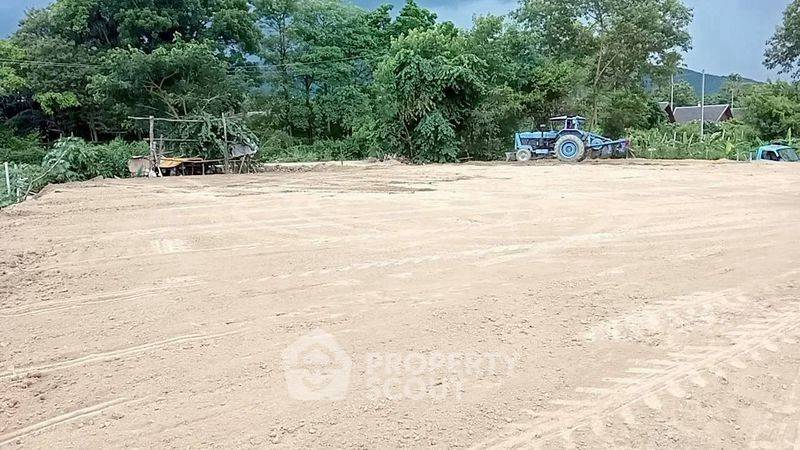 รูป ที่ดินสำหรับปล่อยขาย 1,200 ตารางเมตร แถว ใน หนองผึ้ง (ID 2868260) - รูปที่ 3/4