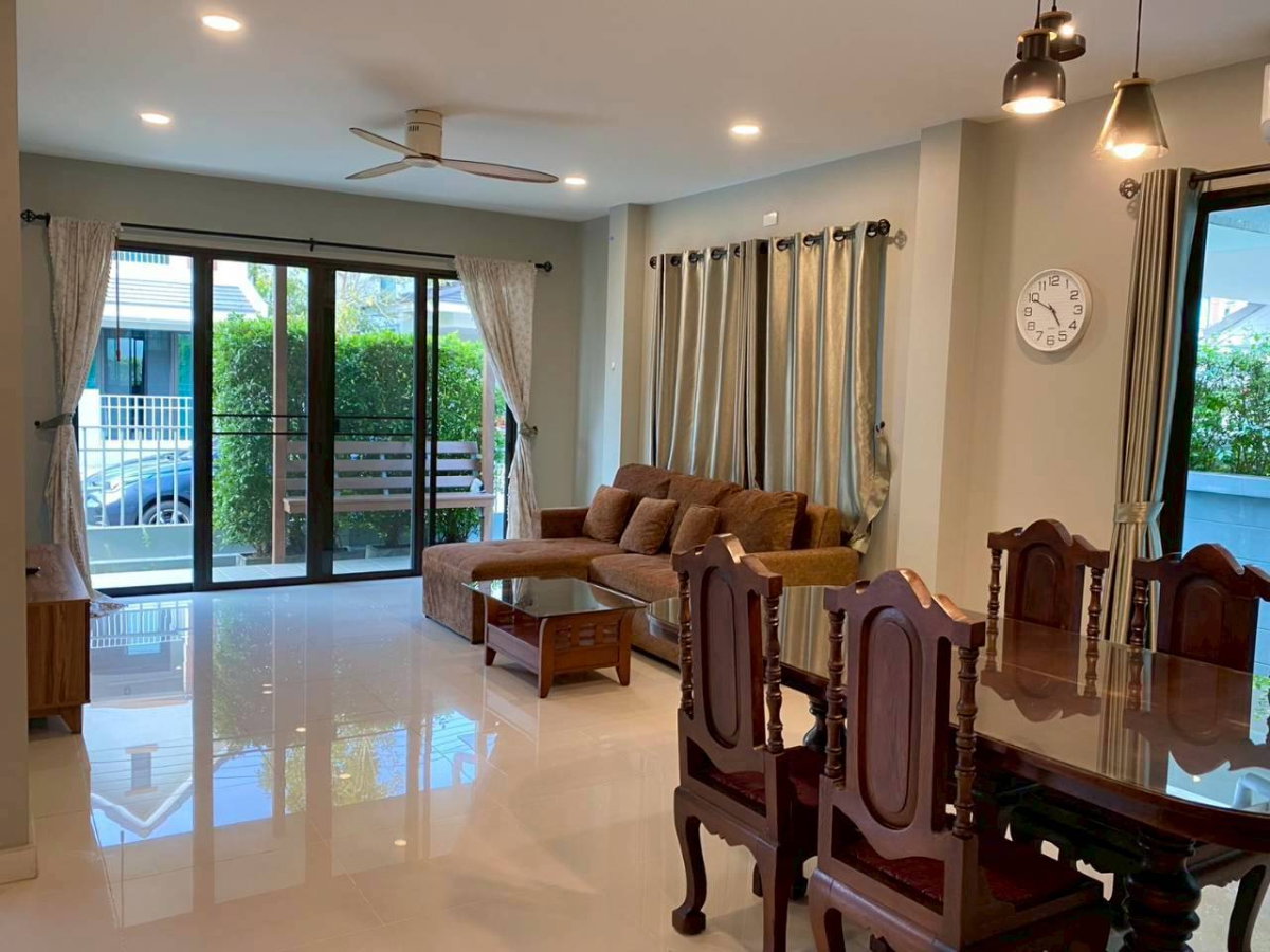 รูป P41 บ้านให้เช่า ทำเลหางดง เชียงใหม่ ✨ บ้านหลังใหญ่ เป็นส่วนตัว เหมาะสำหรับครอบครัวที่กำลังมองหาบ้านคุณภาพสำหรับอยู่อาศัยระยะยาว - รูปที่ 5/11
