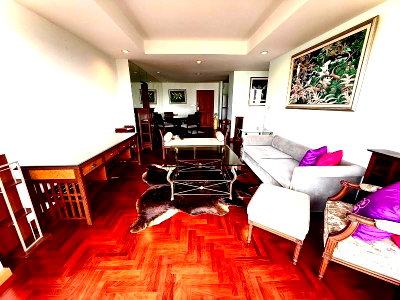 Condos for rent : A032285 Supreme Ville