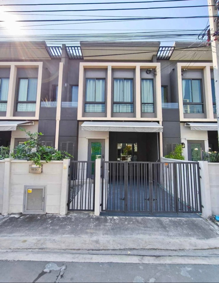 เช่าบ้านพลีโน่บางนา1 ใกล้เมกาบางนา