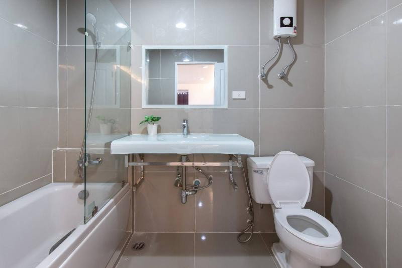 รูป A032976 The Waterford Diamond - รูปที่ 1/8