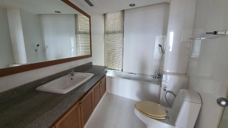 picture A030293 Baan Yen Akard - 2/5