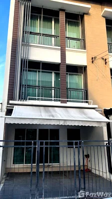 Townhouses for rent Bangkok : Townhome for Rent | Baan Klang Muang Chokchai 4 🚨 6275792