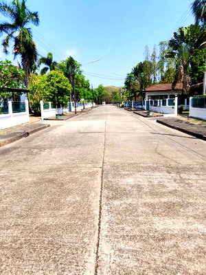 โรงงาน ปราจีนบุรี : ขายโรงงาน พร้อม บ้านพัก ในนิคมกบินทร์บุรี 25 ล้านเท่านั้น พื้นที่รวม 6316 ตรม.