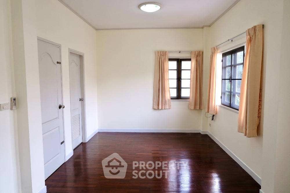 รูป บ้าน 3-ห้องนอน ที่ พาร์คเวย์ ชาเล่ต์ รามคำแหง ใน มีนบุรี (ID 1488261) - รูปที่ 12/22