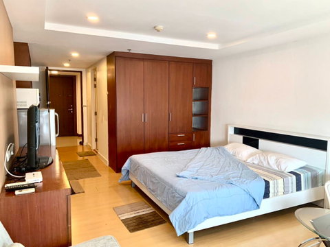 คอนโดให้เช่า :The Trendy Condominium (เดอะ เทรนดี้ คอนโดมิเนียม) ((บีทีเอส นานา ))  MK-02 line @livingbkk