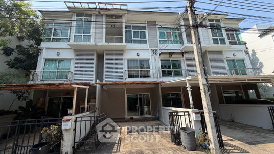 ทาวน์เฮ้าส์ 3-ห้องนอน ที่ เดอะ เมทโทร พระราม 9 ใน ประเวศ (ID 2909258)