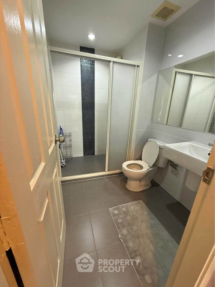 picture 1-BR Condo at Aspire Rama 9 near MRT Phra Ram 9 (ID 2909856) - 6/10