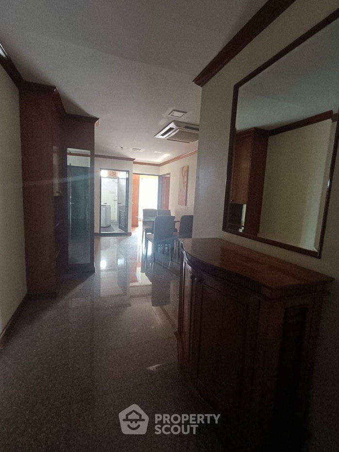 picture 2-BR Condo at Wittayu Complex near BTS Phloen Chit (ID 1529523) - 9/12