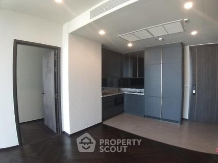 2-BR Condo at The Monument Sanampao near BTS Ari (ID 869282)
