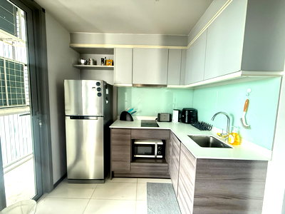 คอนโดให้เช่า : 1 ห้องนอนใหญ่ 47 ตร.ม 28,000/เดือน