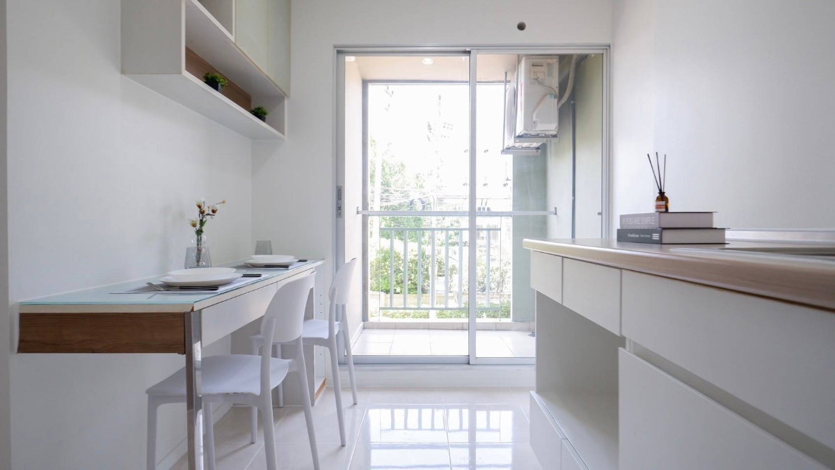 picture Lumpini Condo Town Ramindra-Lat Pla Khao  - 8/11