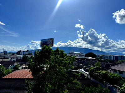Condos for rent 700 Year Sports Arena Chiang Mai : Condo for Rent – Meakin Condominium