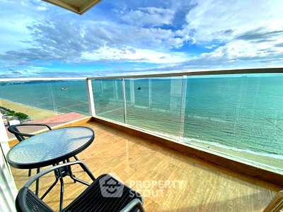 Condos for rent : 2-BR Condo at Cetus Beachfront close to Jomtien Beach (ID 2910605)