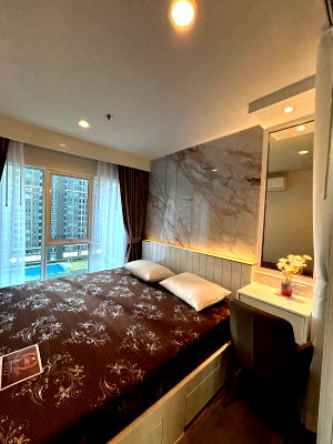 Condos for rent : Regent home bangna Condo For Rent