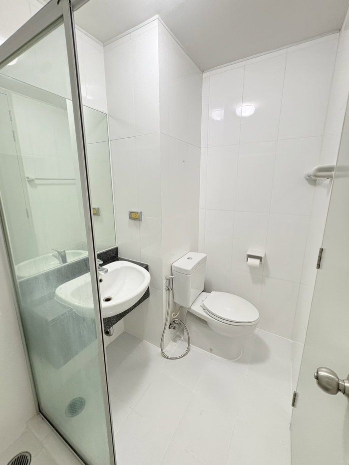 picture Condo for Rent – The Parkland Srinakarin Lakeside  - 10/14
