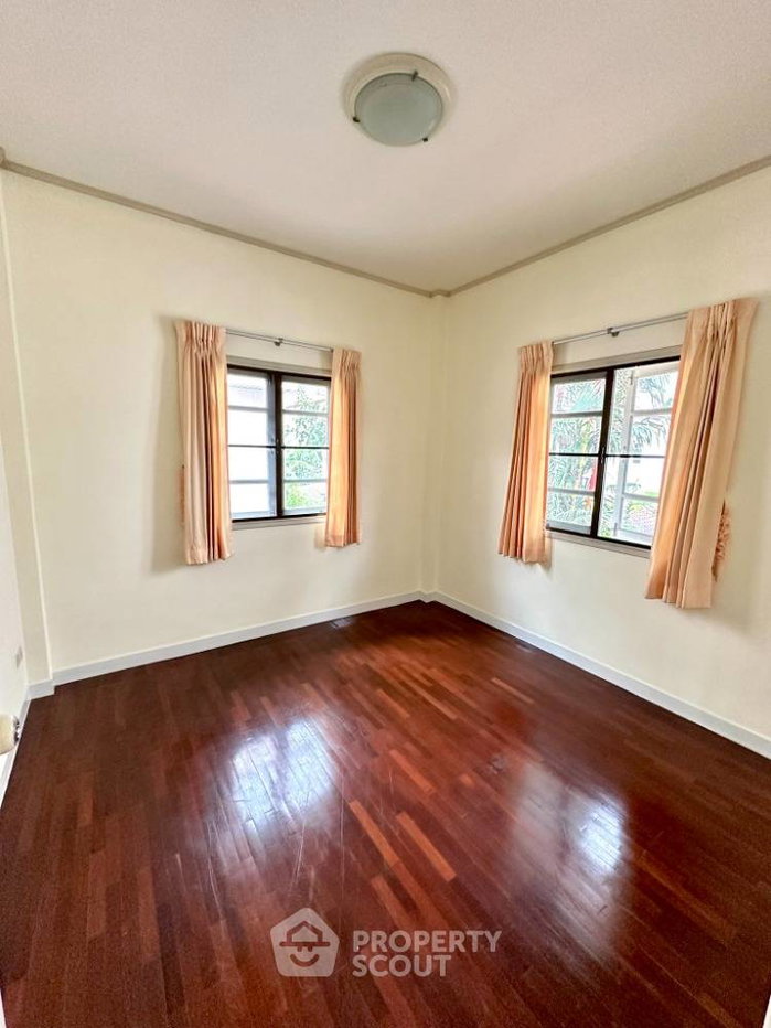รูป บ้าน 3-ห้องนอน ที่ พาร์คเวย์ ชาเล่ต์ รามคำแหง ใน มีนบุรี (ID 1488261) - รูปที่ 13/22