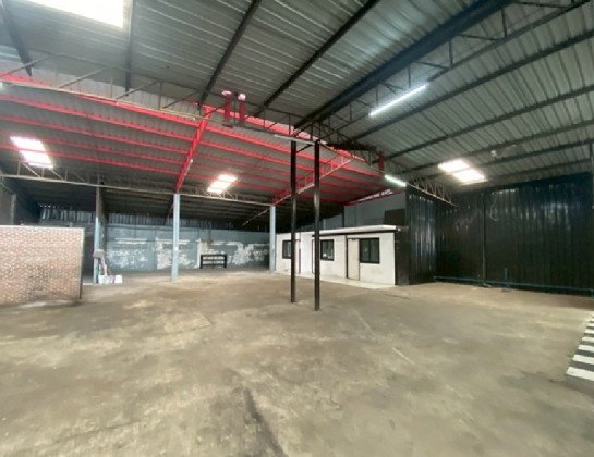 รูป ให้เช่าโกดังพร้อมสำนักงาน พร้อมห้องพักคนงาน / ซอยรัตนาธิเบศร์ 9 / พื้นที่โกดัง 629 ตารางเมตร / ติด MRT สถานีศูนย์ราชการนนทบุรี เดินได้  - รูปที่ 3/10