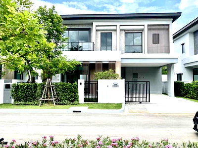 เช่าบ้านเดี่ยว เมกะ บางนา : MHR125 Rare Item โซนบางนา! เช่าบ้านหรู Bangkok Boulevard บางนา กม.5 (ซอยบางนา-ตราด 37) ใกล้ Mega Bangna