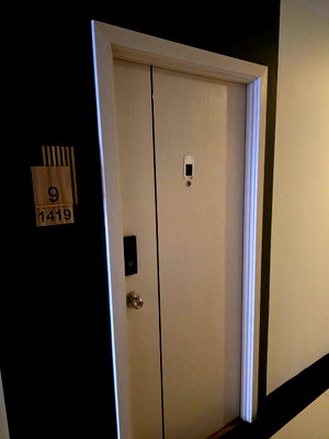 Condos for sale Bangkok Hospital Hat Yai  : Urgent sale! Condo Plus, 30 sq.m., 1 bedroom, 19th floor, fully furnished. Selling for 1.8 million THB.