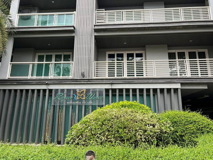 รูปภาพ 🏢✨ ให้เช่าคอนโดกลางนิมมาน “Rawee Waree Residence” ทำเลดี ใจกลางนิมมาน เดินทางสะดวก ใกล้ร้านอาหาร คาเฟ่ และแหล่งไลฟ์สไตล์ครบครัน