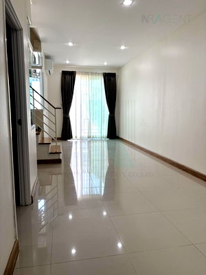 Townhouses for rent Bangkok : 📌 For Rent 2-story Townhouse GOLDEN TOWN SATHORN 4 bedroom 2 bathroom