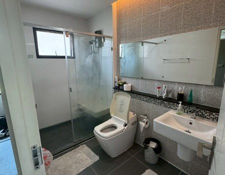 รูป ขายด่วน ถูกที่สุด บ้านเดี่ยว2ชั้น หมู่บ้านมัณฑนา อ่อนนุช วงแหวน4 เนื้อที่ดิน 52.20 ตร.วา เดินทางสะดวก ใกล้ เมกา บางนา สนามบินสุวรรณภูมิ - รูปที่ 9/10
