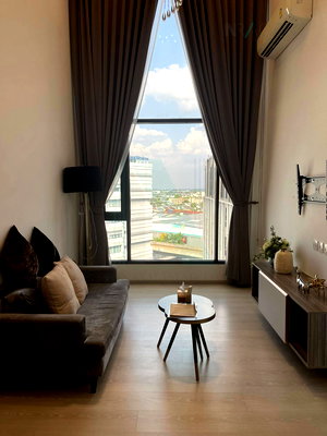 Condos for rent : For Rent Condo KNIGHTSBRIDGE PHAHOLYOTHIN INTERCHANGE Building A, Floor 14,Duplex, Room size 53 sqm
